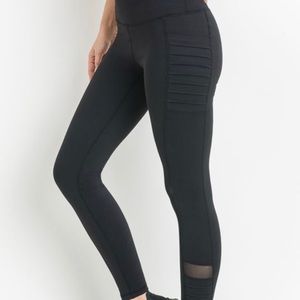 Mono B Leggings